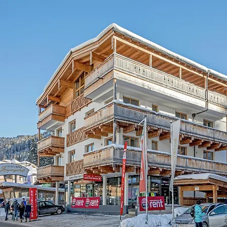 Luxurious With Sauna Garage Roof Terrace شقة جيرلوس